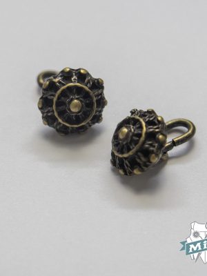 Botón  modelo "Corona" oro viejo.
