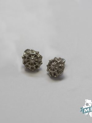 Botón  modelo "Corona" color Plata.