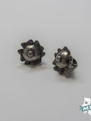 Botón modelo "Tulipan" plata vieja