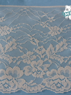 Puntilla de blonda color beige