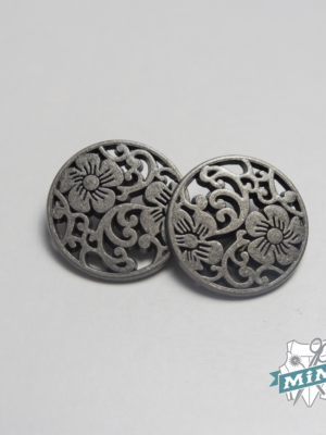 Botón  modelo "Reineta" plata vieja- 2 cm